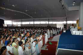 Participants eagerly receive The SPH